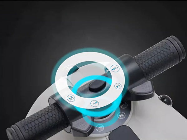 Escuchar música mientras se monta la maleta Airwheel SQ3